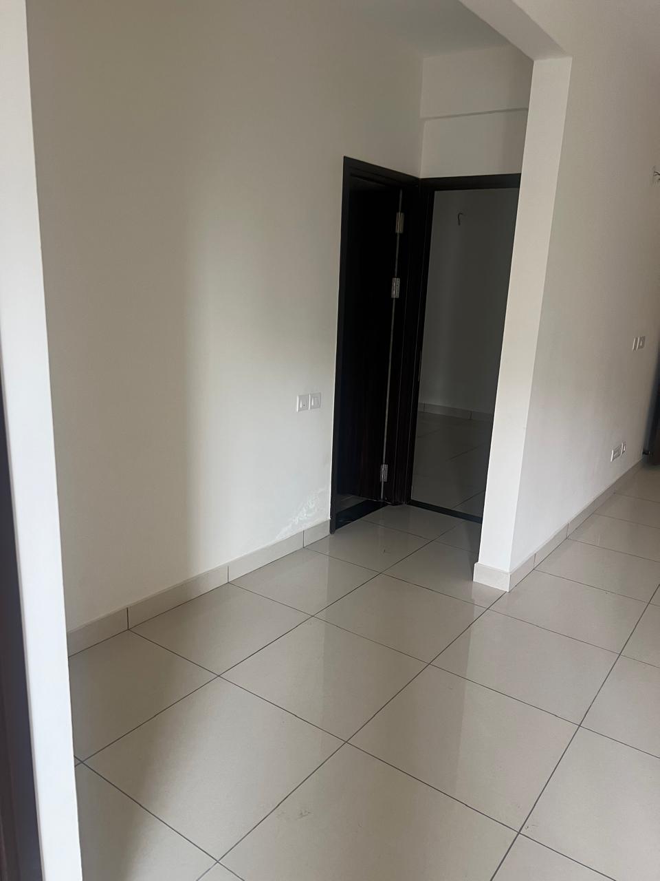 3 BHK Apartment For Sale in Aparna Sarovar Zicon