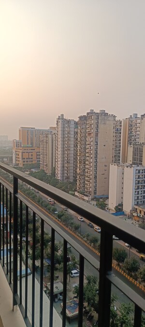 3 BHK Apartment – Exterior View View at Amrapali Crystal Homes, Sector 76 - for Rent