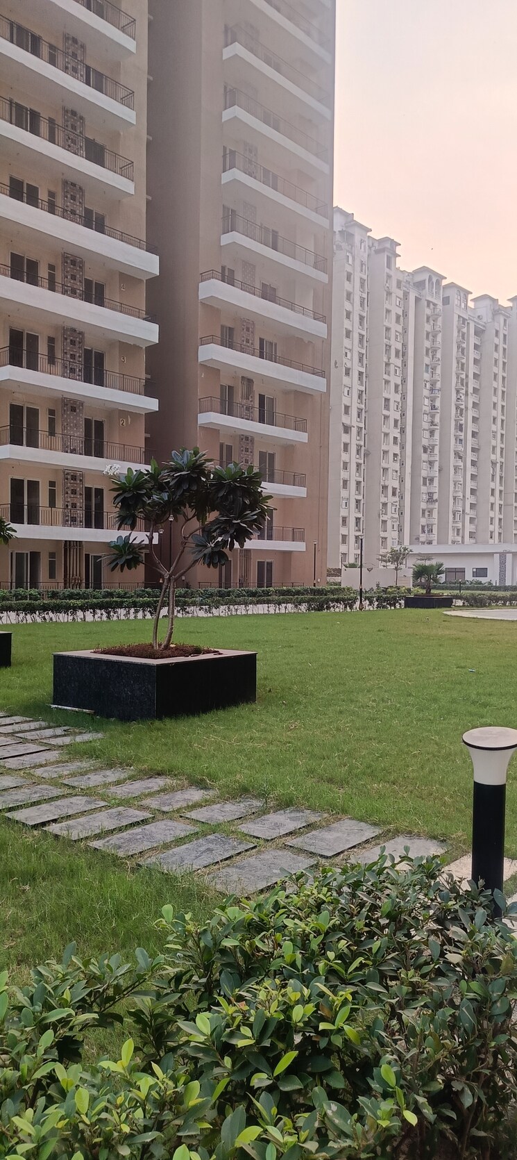 Exterior View, amrapali-crystal-homes 3 Bedroom 1375 Sq.Ft. Apartment In Sector 76 Noida 9341456