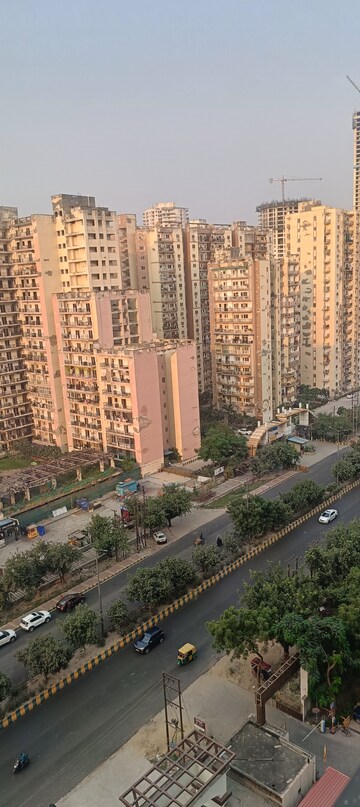 3 BHK Apartment – Exterior View View at Amrapali Crystal Homes, Sector 76 - for Rent