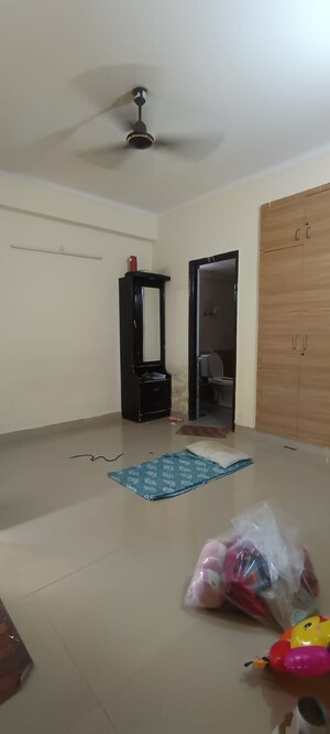 2 BHK Apartment For Rent in Gardenia Golf City, Sector 75