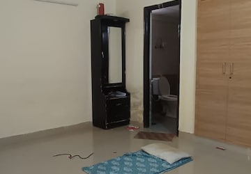 2 BHK Apartment For Rent in Gardenia Golf City, Sector 75