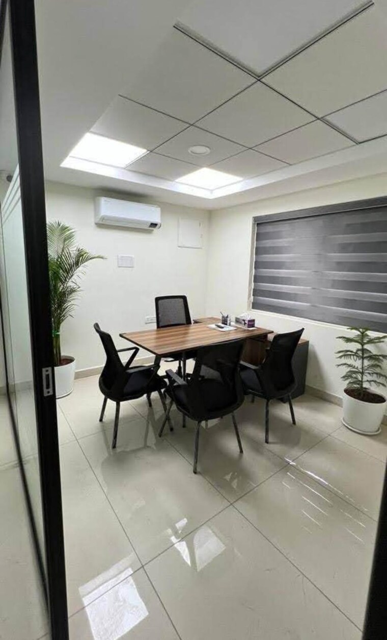 Team Area, ram-janki-chs Commercial Office Space 5500 Sq.Ft. In Naupada Thane 9341487