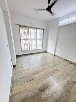 Master Bedroom in 2.5 BHK Apartment at Chembur Heights, Chembur – for Rent