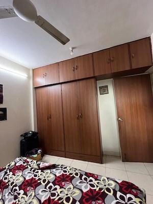 Master Bedroom in 1 BHK Apartment at Pooja CHS Andheri West, Andheri West – for Rent