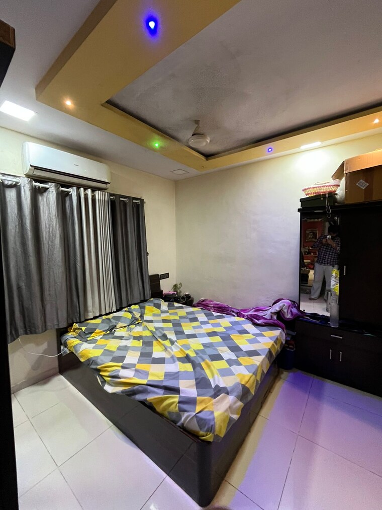 Bedroom, shivam-chs-goregaon-east 1 Bedroom 450 Sq.Ft. Apartment In Goregaon East Mumbai 9341502
