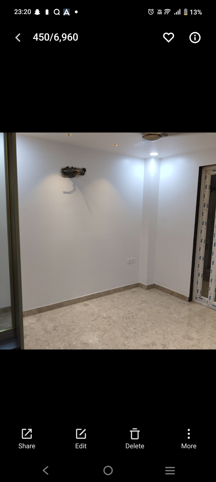 Room, paschim vihar 3 Bedroom 200 Sq.Yd. Builder Floor In Paschim Vihar Delhi 9329985