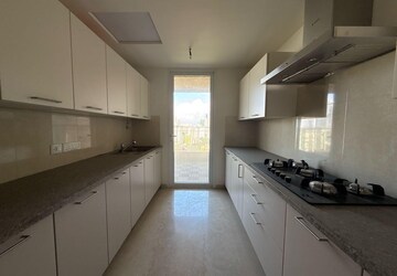 Kitchen in 3 BHK Apartment at Lokhandwala Minerva Mahalaxmi, Mahalaxmi – for Rent