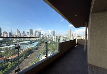 Swimming Pool in 3 BHK Apartment at Lokhandwala Minerva Mahalaxmi, Mahalaxmi – for Rent