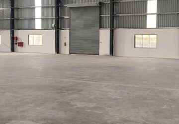 Room in  Warehouse at Madera Compound, Kasarvadavali – for Rent