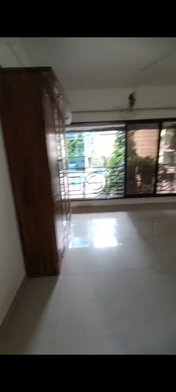 Room in 3 BHK Apartment at Chembur – for Rent