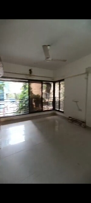 Room in 3 BHK Apartment at Chembur – for Rent