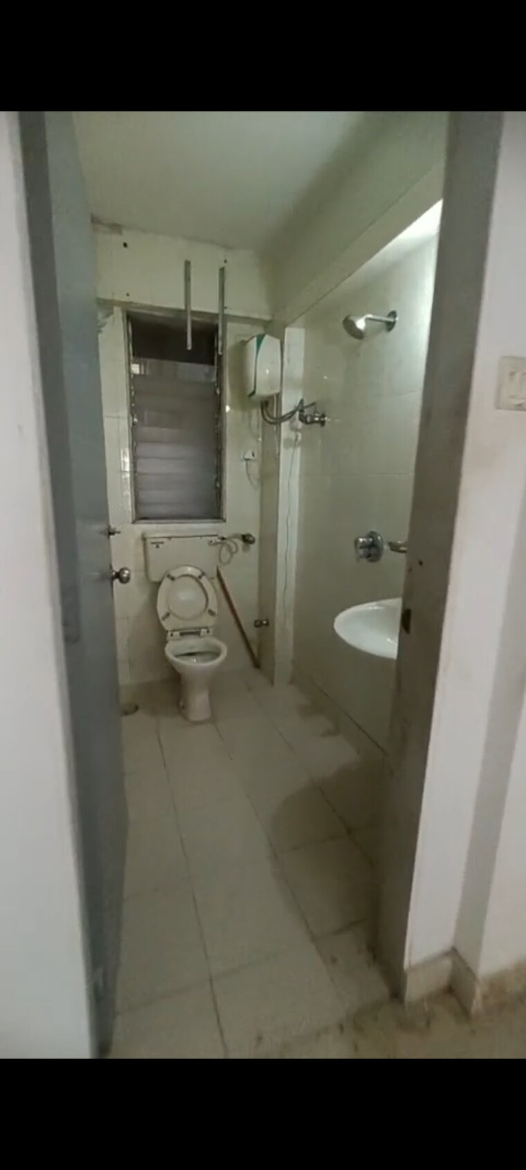Bathroom, chembur 3 Bedroom 1600 Sq.Ft. Apartment In Chembur Mumbai 9341526
