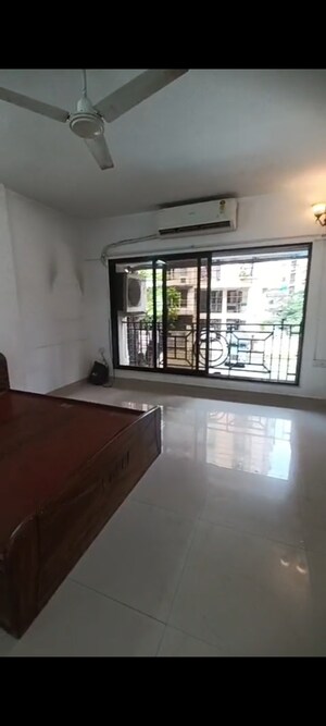 Room in 3 BHK Apartment at Chembur – for Rent