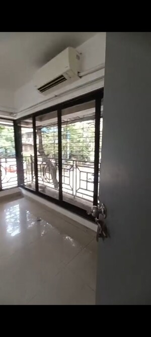 Room in 3 BHK Apartment at Chembur – for Rent