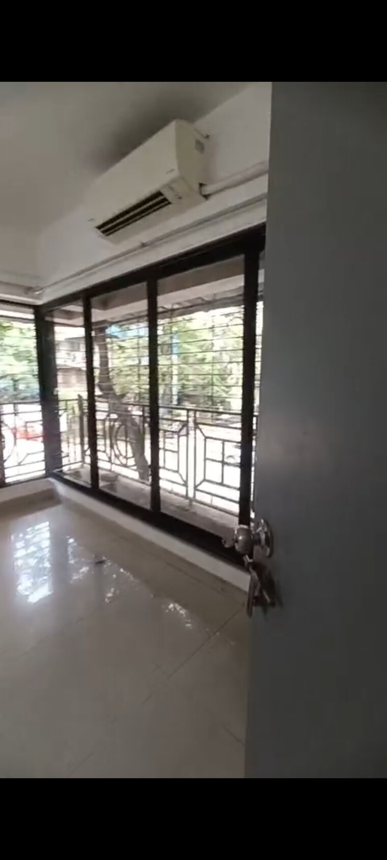 Room, chembur 3 Bedroom 1600 Sq.Ft. Apartment In Chembur Mumbai 9341526