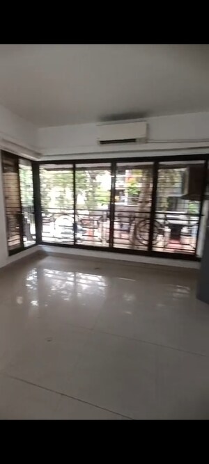 Room in 3 BHK Apartment at Chembur – for Rent