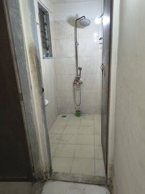 Bathroom in 1 BHK Apartment at Chembur – for Rent