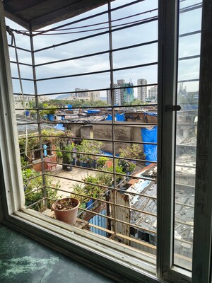 Balcony in 1 BHK Apartment at Chembur – for Rent
