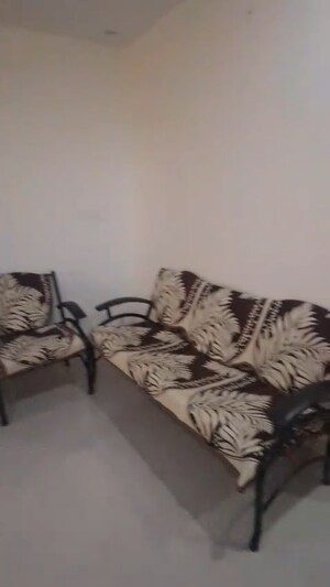 Master Bedroom in 2 BHK Builder Floor at Bindal Enclave, Phi Iv Greater Noida – for Rent