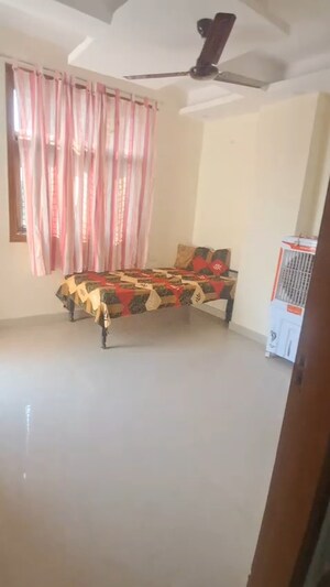 Master Bedroom in 2 BHK Builder Floor at Bindal Enclave, Phi Iv Greater Noida – for Rent
