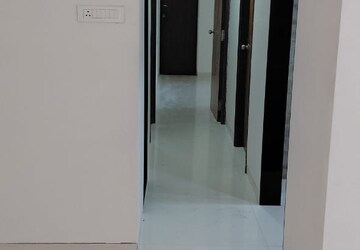 Master Bedroom in 1 BHK Apartment at Kurla East – for Rent
