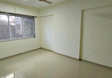 Master Bedroom in 1 BHK Apartment at Kurla East – for Rent