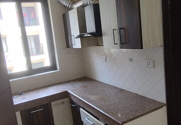 Others in 2 BHK Apartment at Shalimar Mannat, Safedabad – for Rent