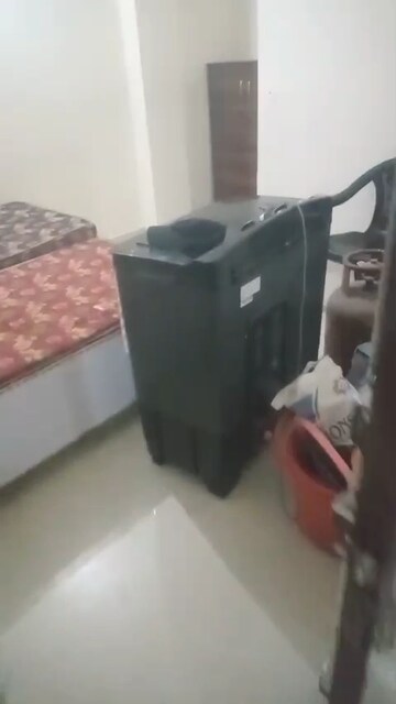 Master Bedroom in 1 BHK Builder Floor at Bindal Enclave, Phi Iv Greater Noida – for Rent