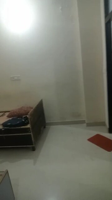 Master Bedroom in 1 BHK Builder Floor at Bindal Enclave, Phi Iv Greater Noida – for Rent