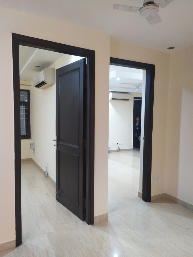 undefined, chittaranjan park 3 Bedroom 2300 Sq.Ft. Builder Floor In Chittaranjan Park Delhi 9341558