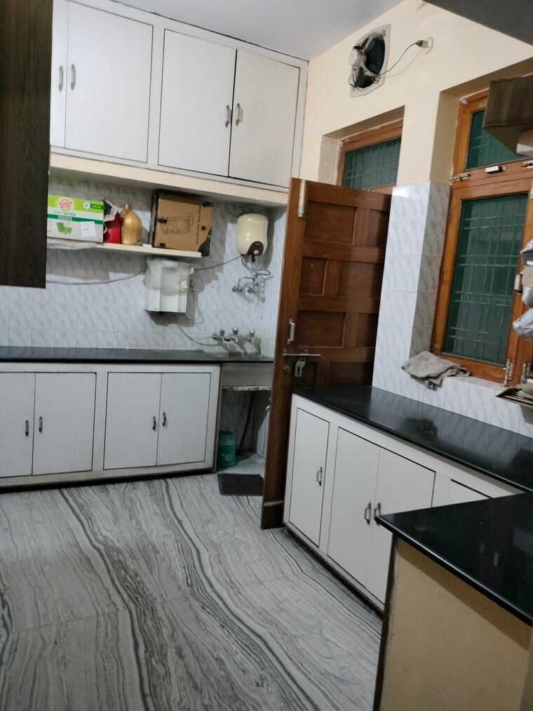 Kitchen, indira nagar 2 Bedroom 1600 Sq.Ft. Villa In Indira Nagar Lucknow 9341562