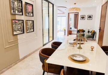 Dining area in 1 BHK Builder Floor at Sector 23a – for Rent