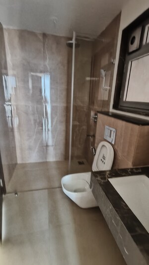 Attached Bathroom in 3 BHK Apartment at Piramal Mahalaxmi, Mahalaxmi – for Rent