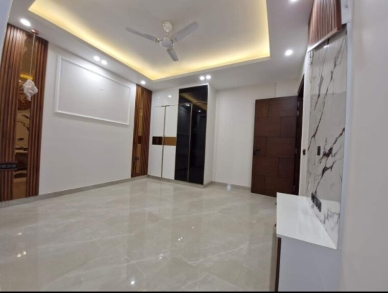 Master Bedroom, greater kailash i 3 Bedroom 2700 Sq.Ft. Builder Floor In Greater Kailash I Delhi 9341566