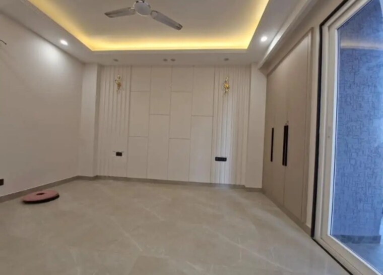 Master Bedroom, greater kailash i 3 Bedroom 2700 Sq.Ft. Builder Floor In Greater Kailash I Delhi 9341566