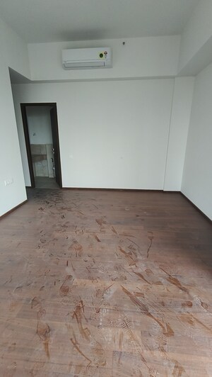 Master Bedroom in 3 BHK Apartment at Piramal Aranya Avyan, Byculla – for Rent