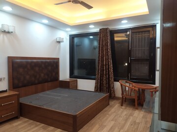 Master Bedroom in 3 BHK Builder Floor at Nehru Enclave – for Rent