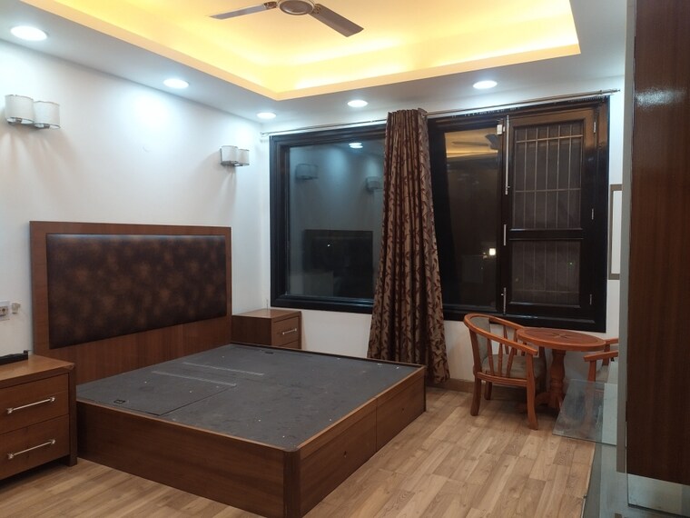 Master Bedroom, nehru enclave 3 Bedroom 1800 Sq.Ft. Builder Floor In Nehru Enclave Delhi 9341579