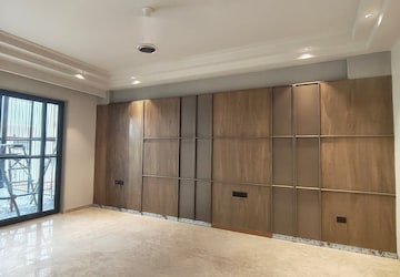 1 RK Builder Floor For Rent in Sector 5