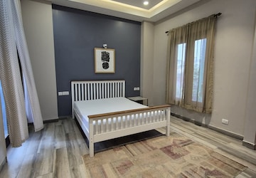 Bedroom in 1 RK Builder Floor at Sector 5 – for Rent