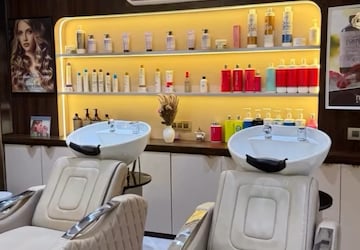 Team Area in  Shop at Andheri West – for Rent
