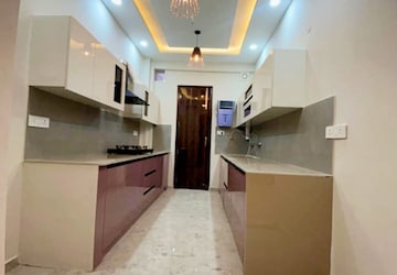 Master Bedroom in 1 BHK Builder Floor at Sector 5 – for Rent