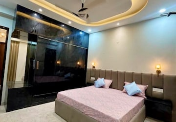 Bedroom in 1 BHK Builder Floor at Sector 5 – for Rent