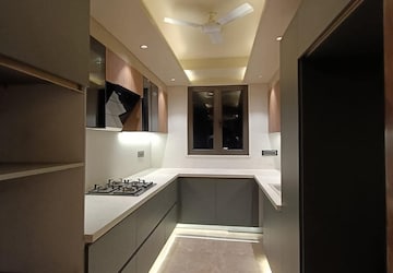 Building Lobby in 1.5 BHK Builder Floor at Sector 5 – for Rent