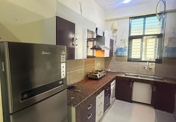 Kitchen in 1.5 BHK Builder Floor at Sector 5 – for Rent