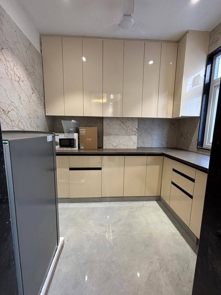 Kitchen, sector 5 2 Bedroom 1258 Sq.Ft. Builder Floor In Sector 5 Gurgaon 9341597