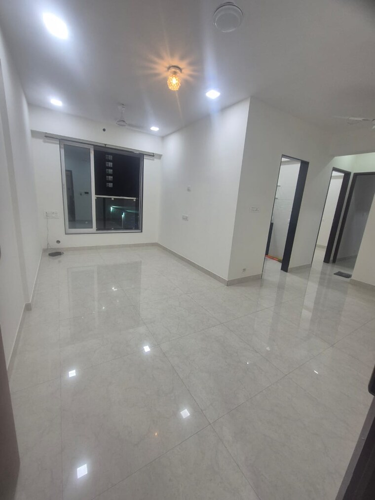 Room, triumph-swastik 2 Bedroom 675 Sq.Ft. Apartment In Malad West Mumbai 9341600