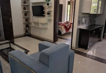 Master Bedroom in 2 BHK Builder Floor at Sector 5 – for Rent