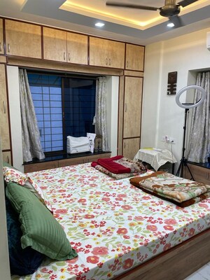 Bedroom in 2 BHK Apartment at Pinnacle Kalpataru, Erandwane – for Rent